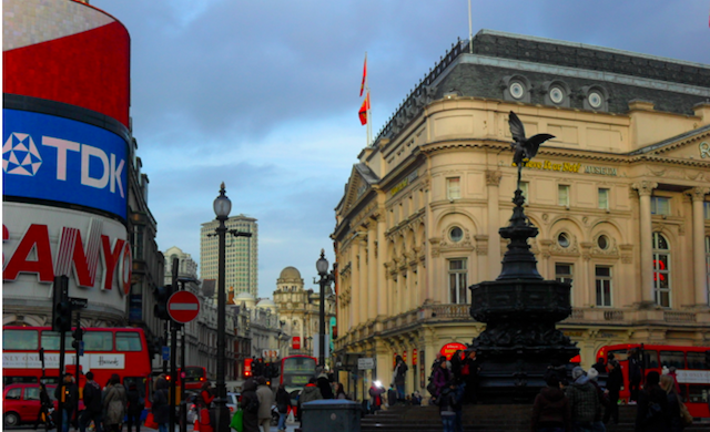 Picadilly Circus_Londres