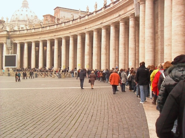 Fila Basílica de São Pedro - Vaticano