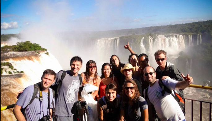 Blogueiros do Eibtur reunidos no Mirante das Cataratas do Iguaçú
