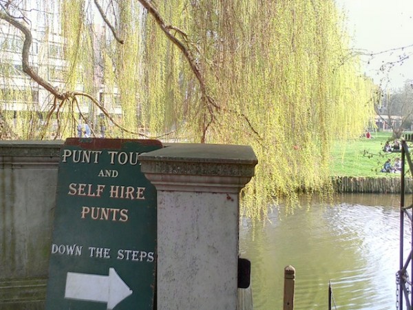 Punting Tours-Cambridge