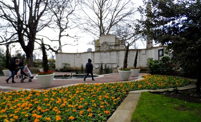 Embankment Gardens- Primavera - Londres