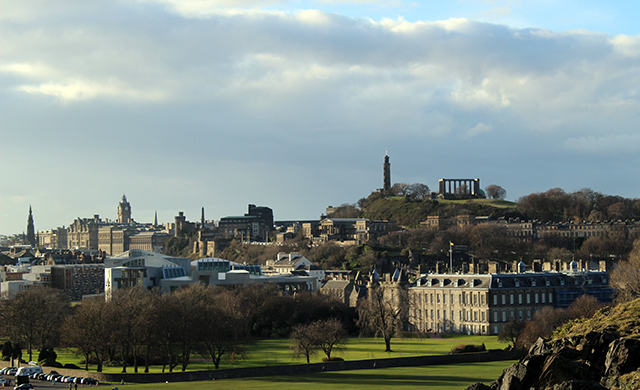 Calton Hill - vista de Holyrood Park 