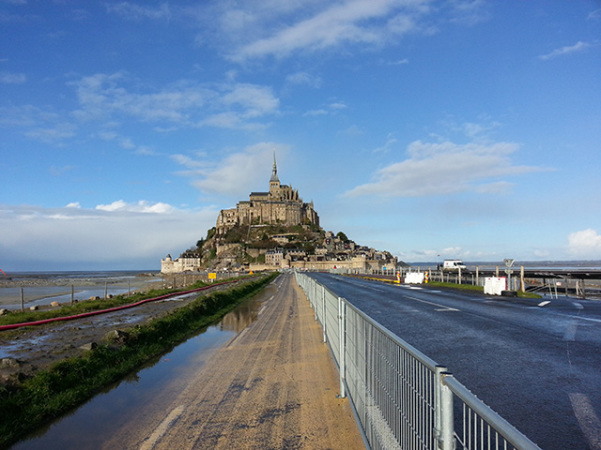 Mont St Michel - ligação ao continente