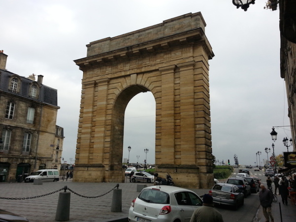 Porte de Bourgogne - Boredeaux