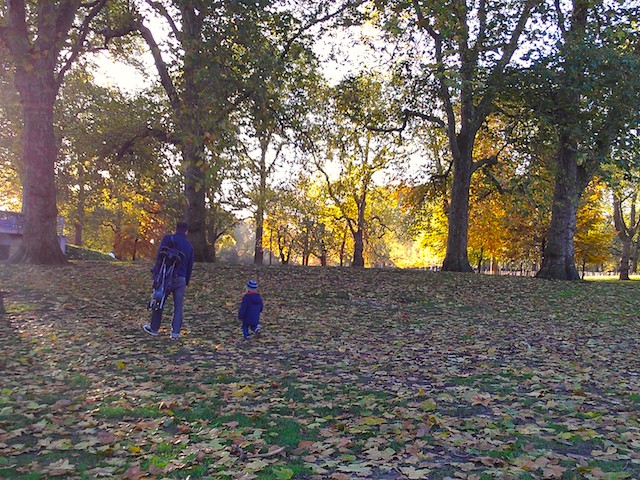 Pai e filho no Hyde Park - Londres