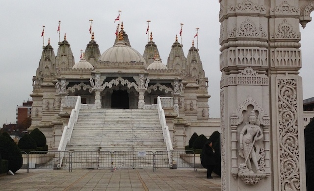Shri Swaminarayan Mandir  - Templo Indiano em Londres