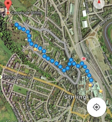 Caminho a pé da estaçao de ônibus/trem ao Castelo de Stirling