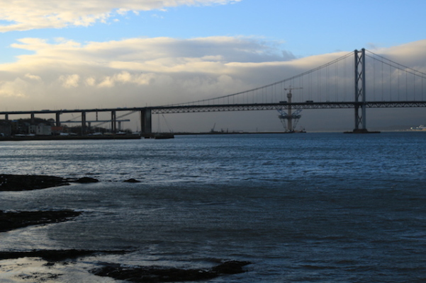 Forth Road Bridge - South Queensferry -  Escócia