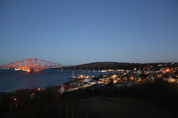 South Queensferry - Vista de Forth Bridge