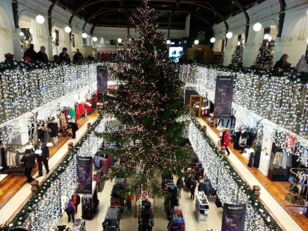 Iluminação de Natal na Jenners - Edimburgo