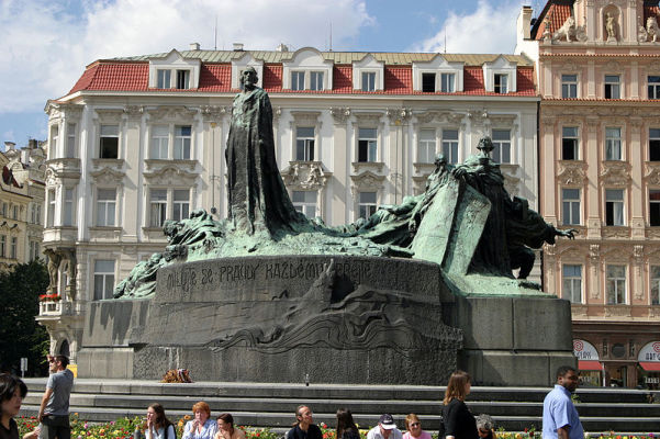 Memorial Jan Hus - Praga - foto:  Wilkipédia