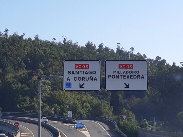 Estrada para Santiago de Compostela